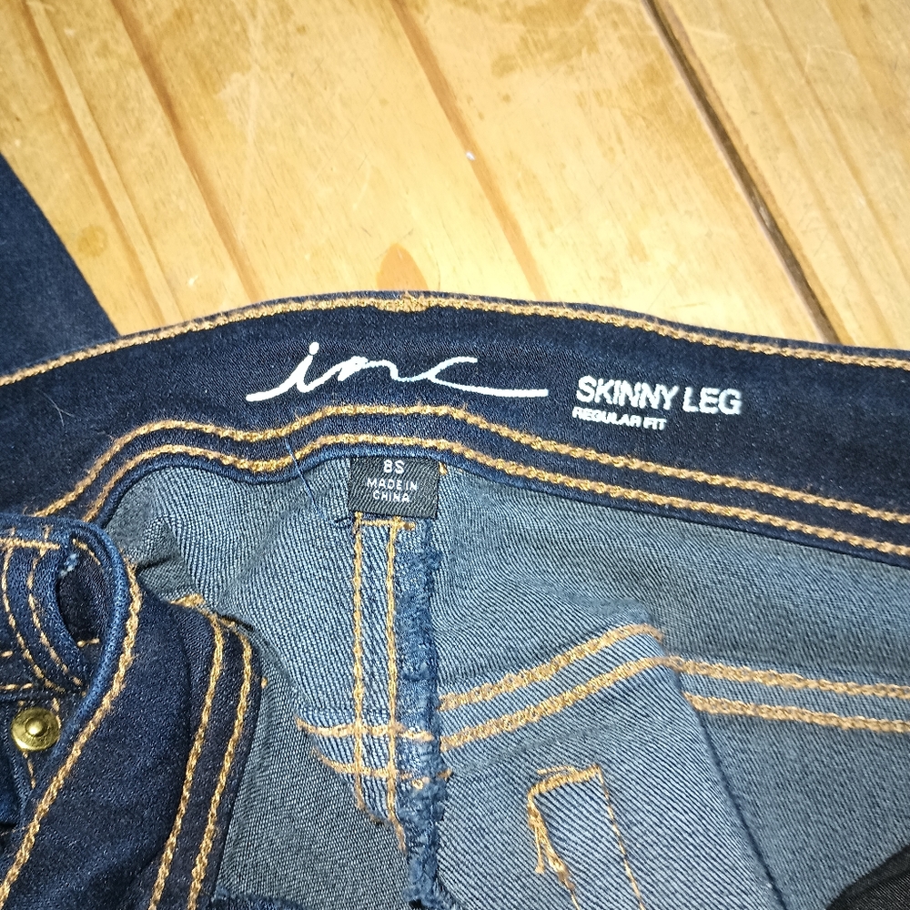 INC CURVY SKINNY JEANS 8S